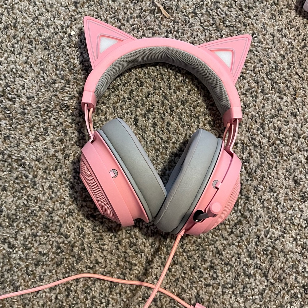 Razer pink kawaii kitty led wired headphones